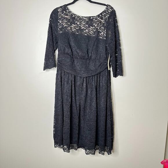 Kiyonna Luna Lace Cocktail Midi Dress - Picture 2 of 9